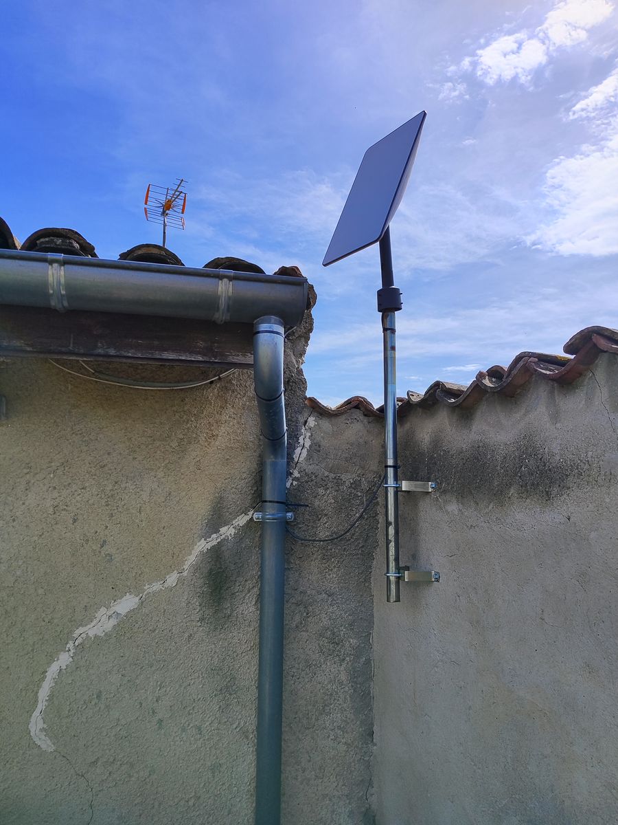 Starlink – installation façade